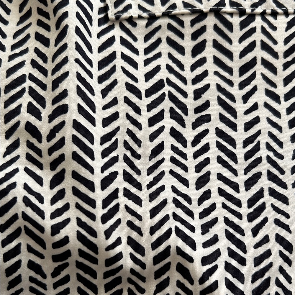Jofit Black and White Geometric Skort - Picture 3 of 6